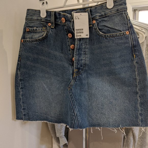 H&M Denim Skirt - Picture 1 of 3